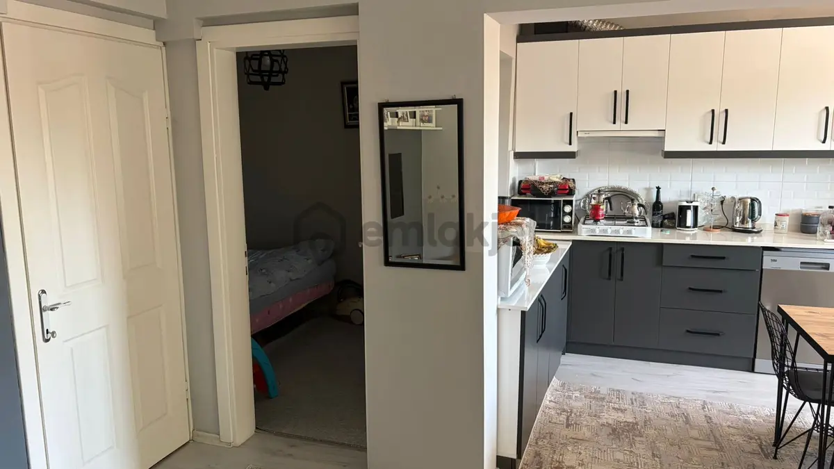 Bayraklı Çiçek Mahallesi 2 Katlı Satılık Bina - 8