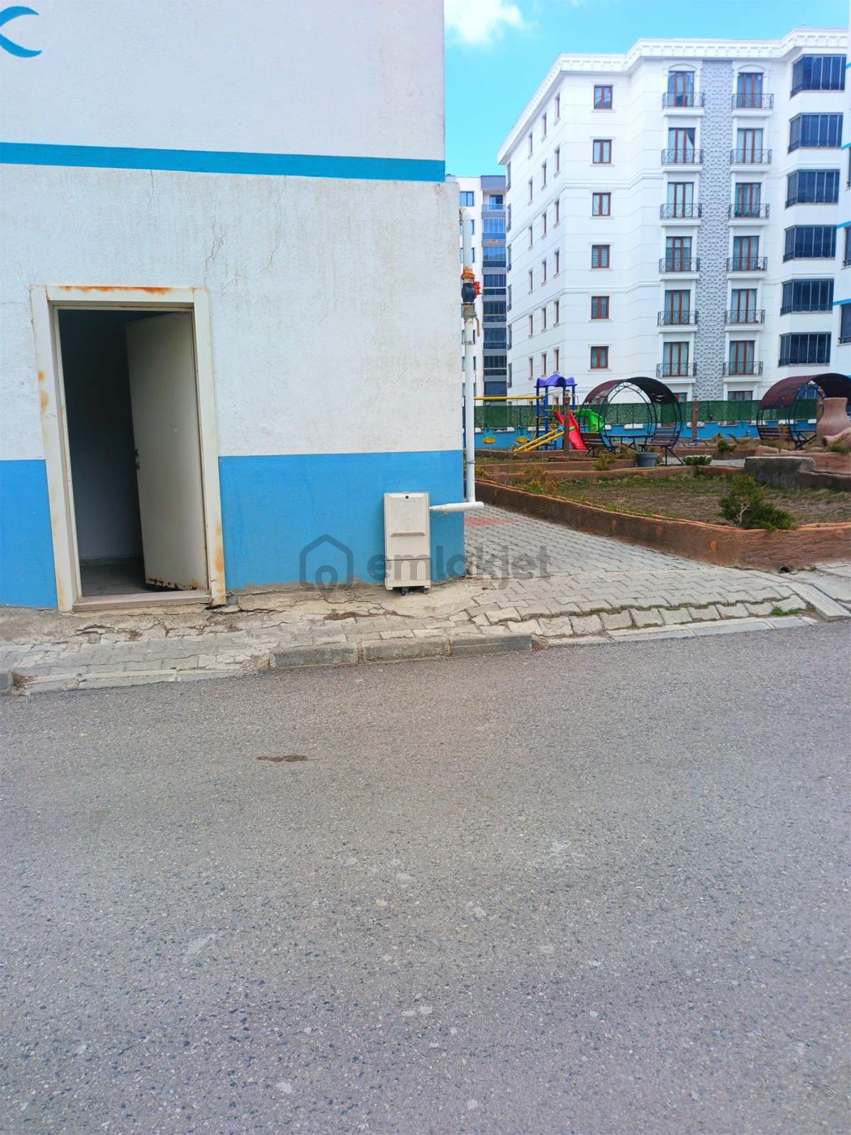 Yıldızkent'de Kiralık İşyeri - 9