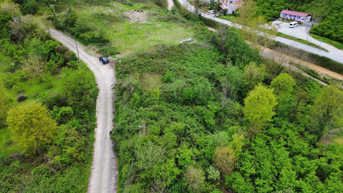 Trabzon Arsin'de Satılık 5 Kat İmarlı Arsa - 11