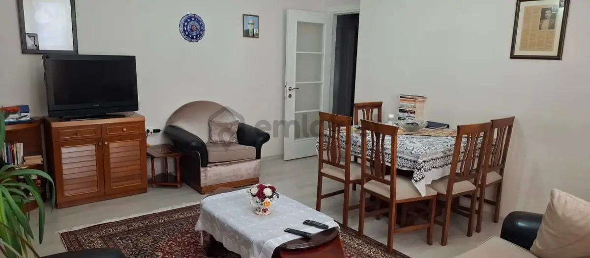 Satılık E-5 Ve Aydınlıyolu Caddeye Yakın 3+1 Daire - 10