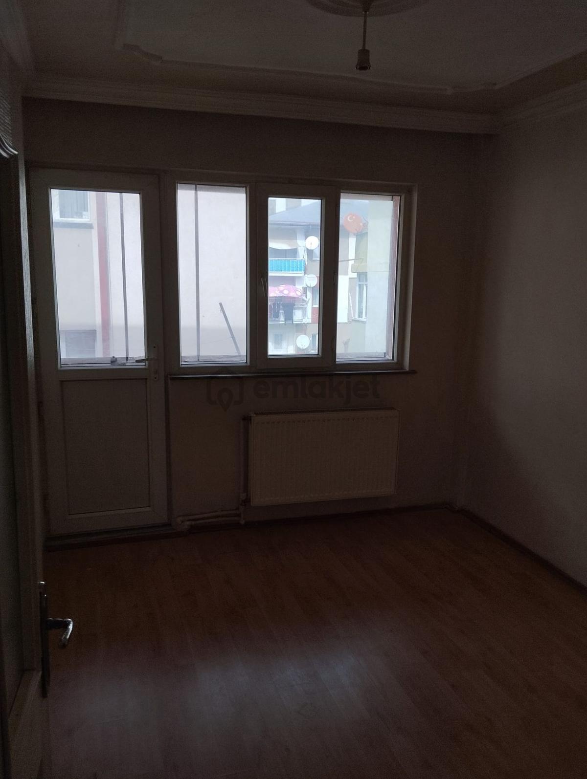 Damla Emlaktan Diriliş Mah.kiralık 2+1 Daire - 12