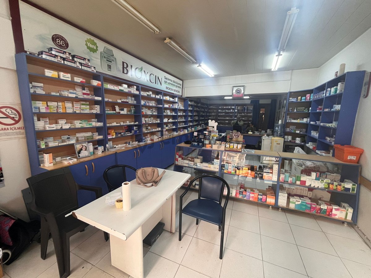 Karşıyaka Nergiz'de Devren Kiralık Ruhsatlı Eczane (resmi Devir) - 4