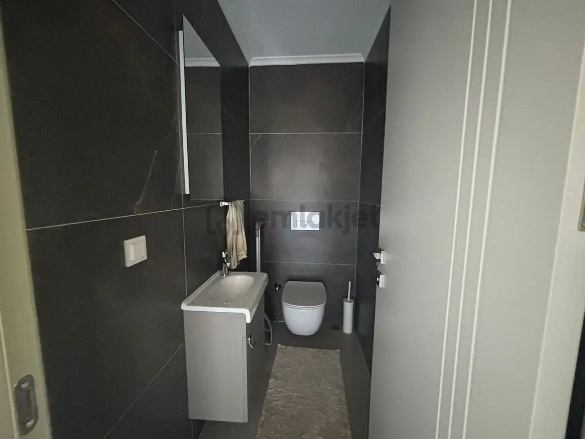 Side'de Havuzlu Eşyalı Kiralık 3+1 Daire - 23