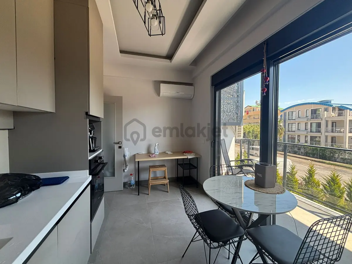 Side'de Havuzlu Eşyalı Kiralık 3+1 Daire - 15