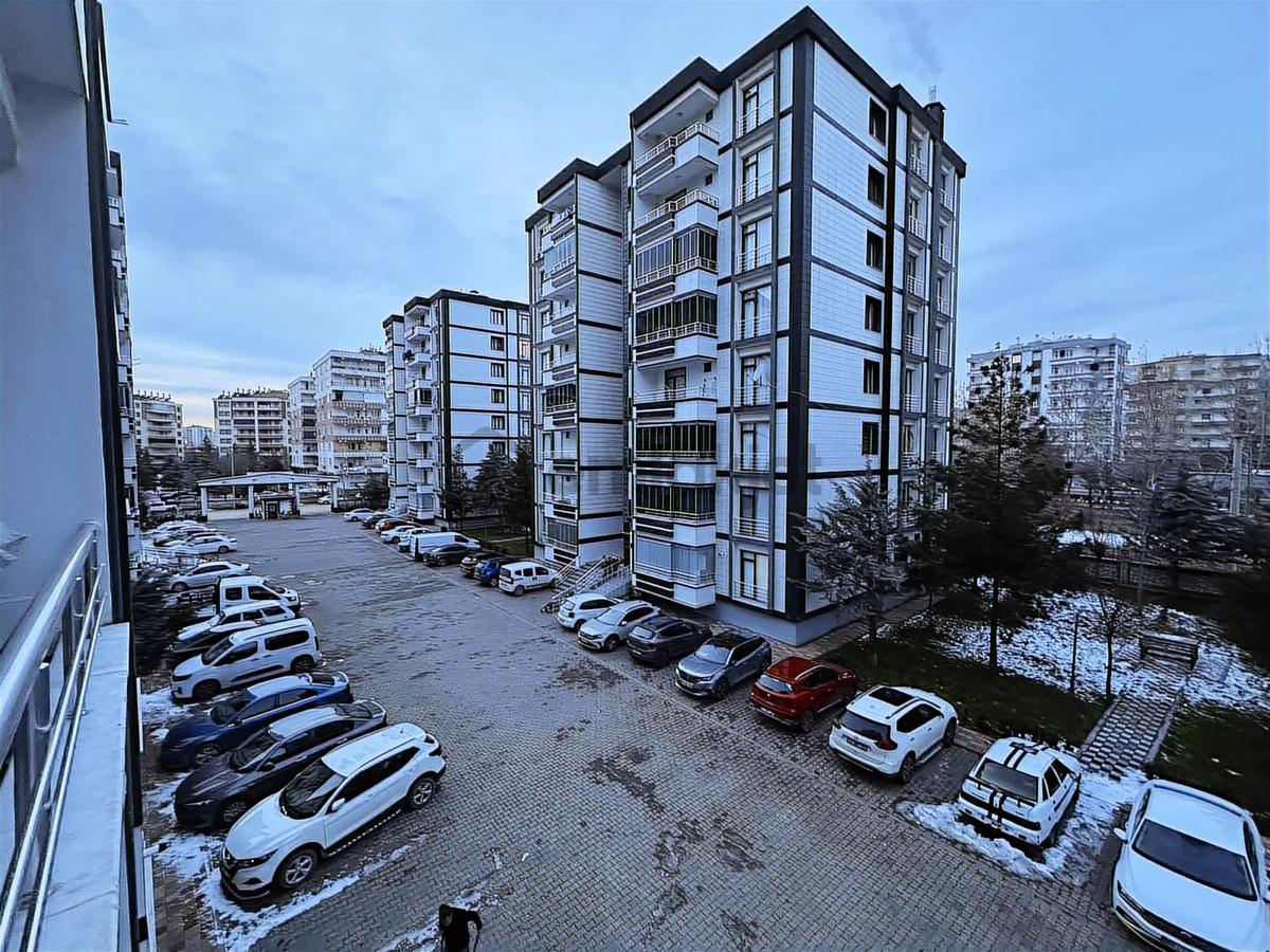 Ceylan Avm Civarında Satılık 4+1 Daire - 35