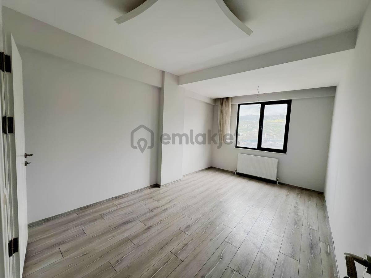 Bulut Emlaktan Polatlı Blv. Cephe Satılık Sıfır 3+1 Daire - 8