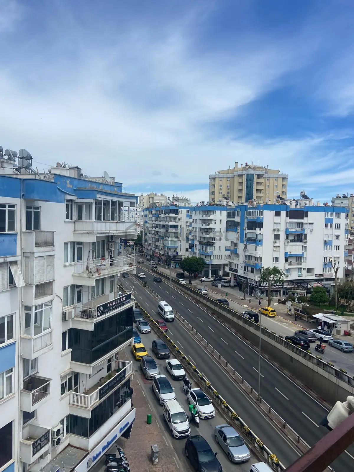Güllük Kavşağı Köşesinde Satılık 3+1 Geniş Daire - 15