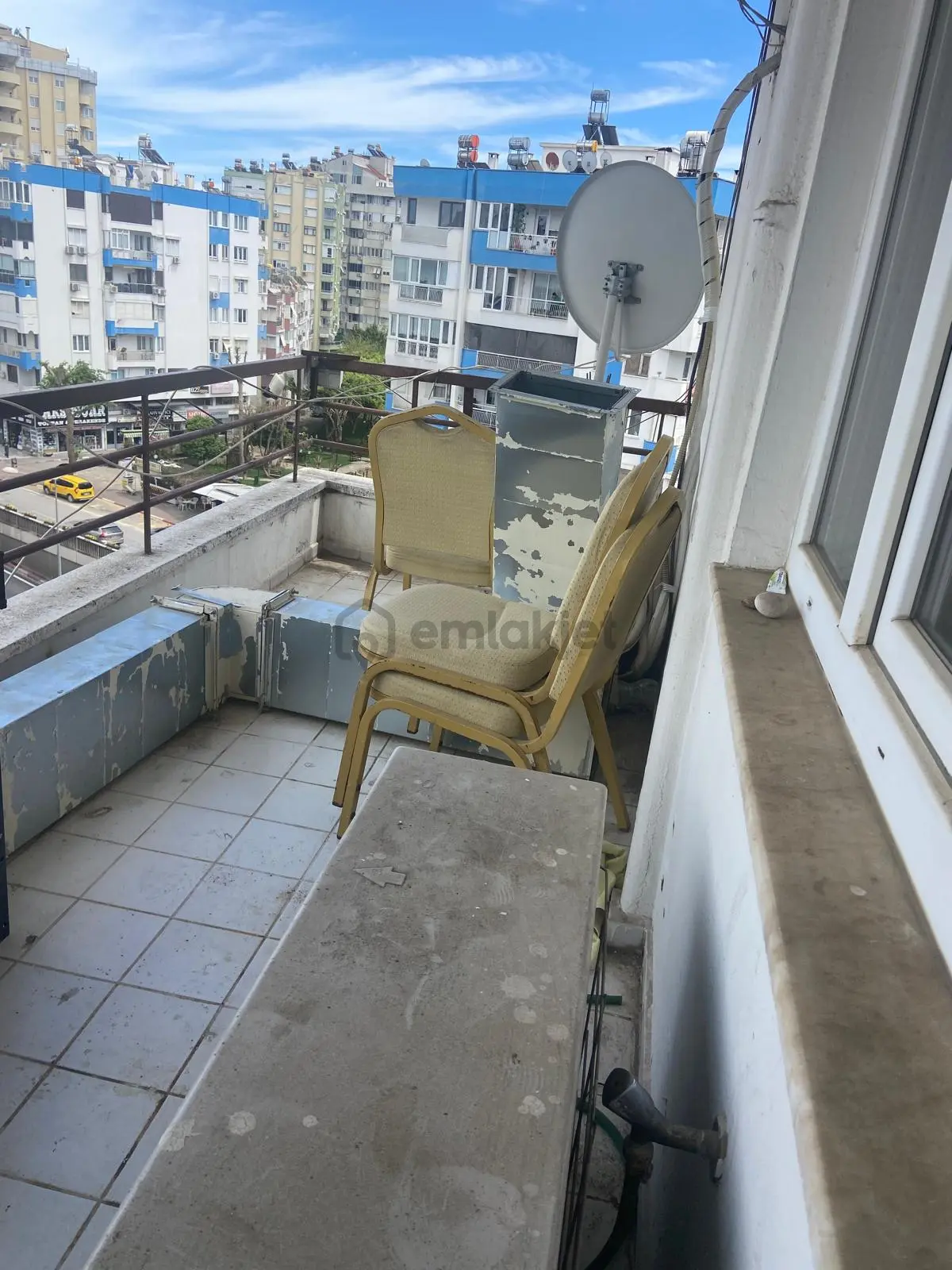 Güllük Kavşağı Köşesinde Satılık 3+1 Geniş Daire - 13
