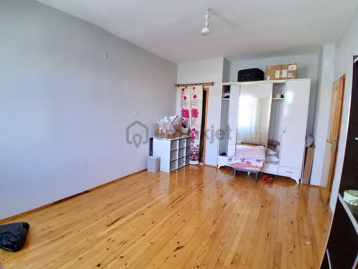 Karaaslan Mahallesin De Acil Satılık 7+1 Villa - 23