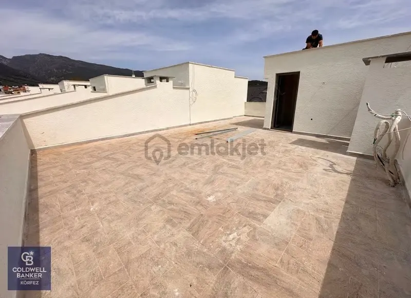 Kızılkeçili'de Site İçinde Satılık Havuzlu Villa - 2