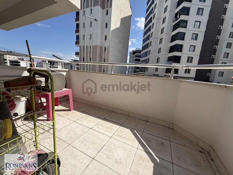 Rönesans Emlak'tan Yenimahallede De Ful Kredili Satılık 2+1 - 25