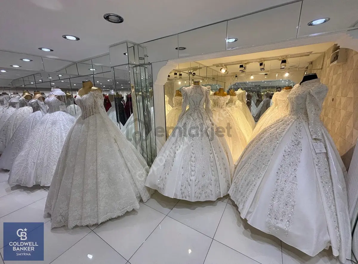 Konak Çankayada Devren Kiralık Hazır Mağaza - 16