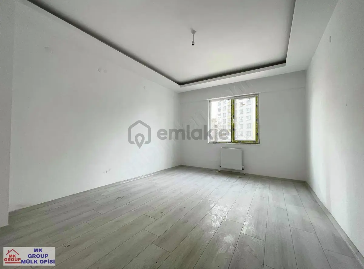 Cadde Üzeri Çift Banyo Ultra Geniş Sıfır Satılık Daire - 31
