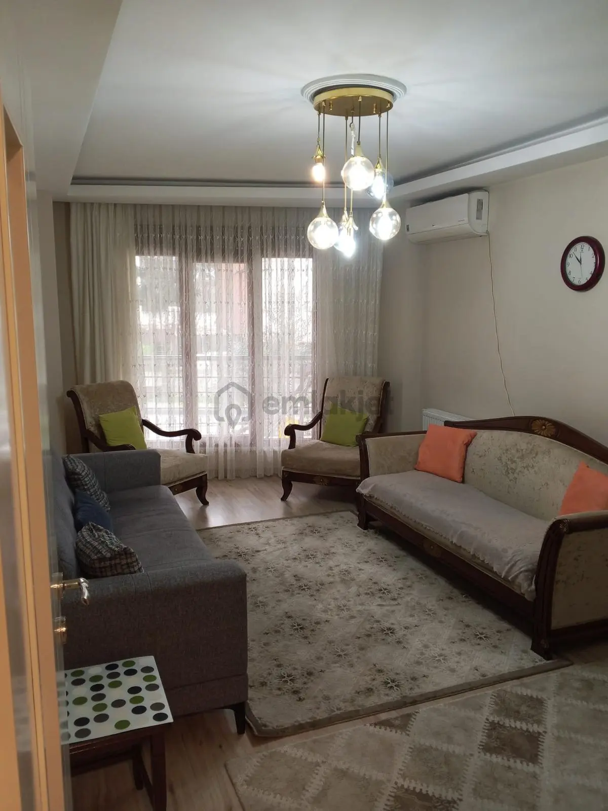 Küçükçekmece Tepeüstü'nde Satılık 2+1 Yüksek Giriş Daire - 4