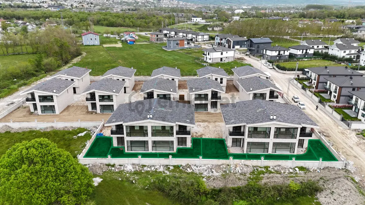Kazukoğlunda Satılık 4 Adet İkiz Villa - 2