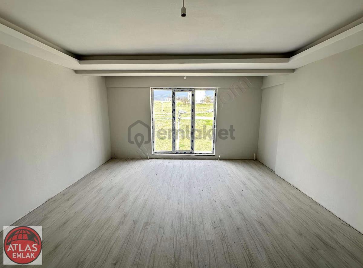 Atlas'tan Sıfıryapı Öncephe Genişbalkon Ortakat 3+1 - 13