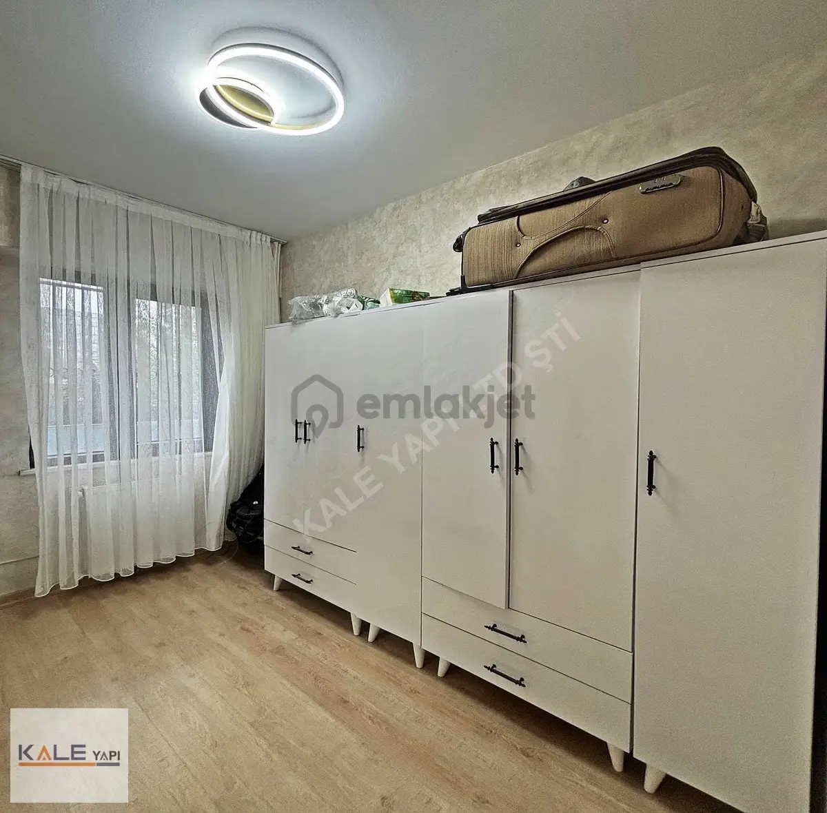 Metrobüs Yanı, Site İçi 2+1 Daire (90m² Net) - 7
