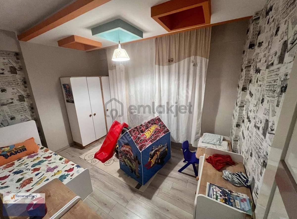 Necaroğullarından Wınston Avm Civarı 3+1 Lüks Daire - 14