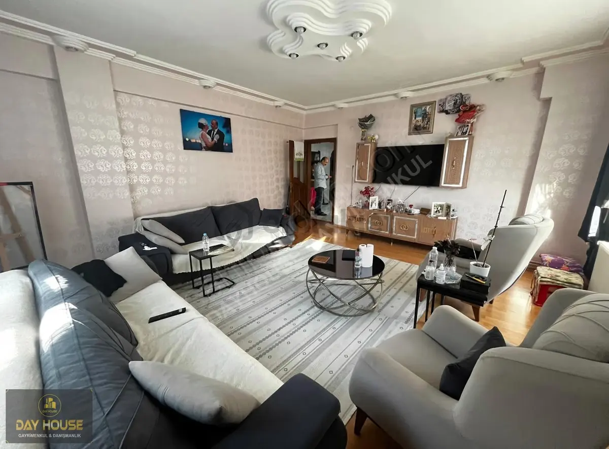 Day House'den 140 M² 3+1 Arakat Daire