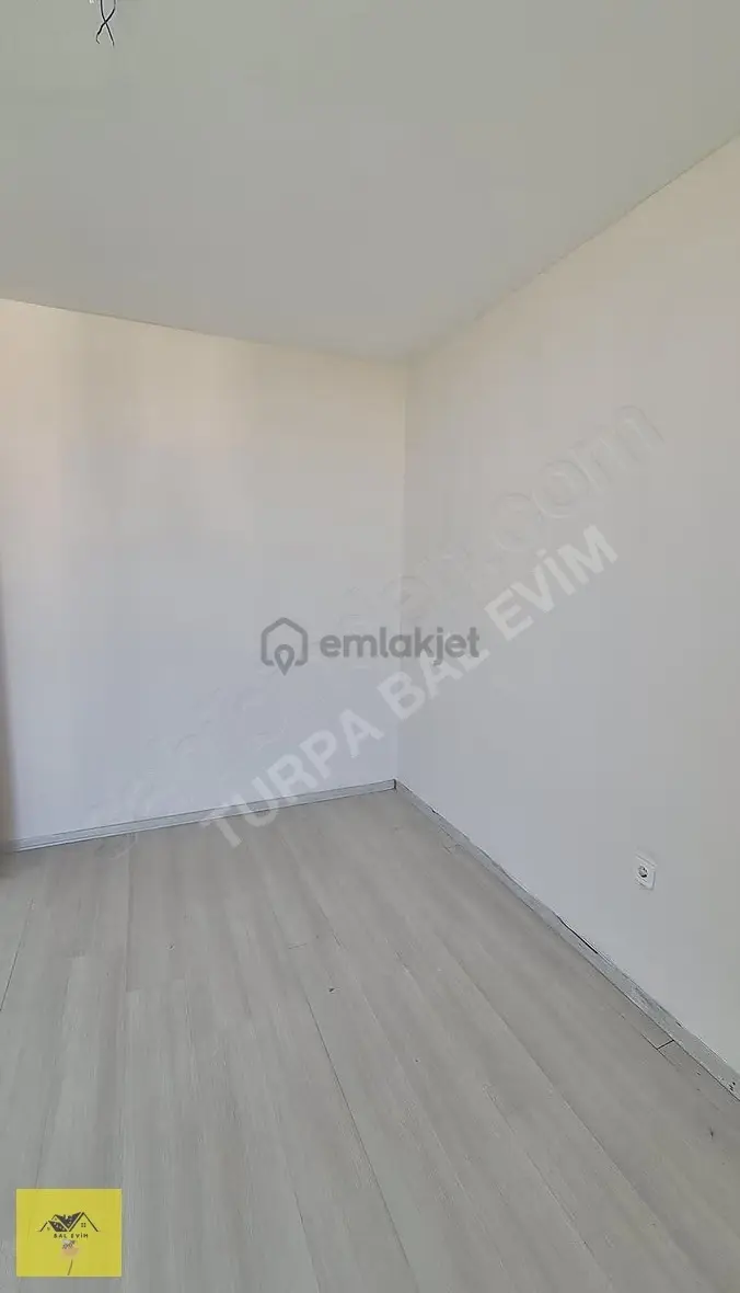 Çiğli Evka 5 Site İçerisinde 1+1 - 14