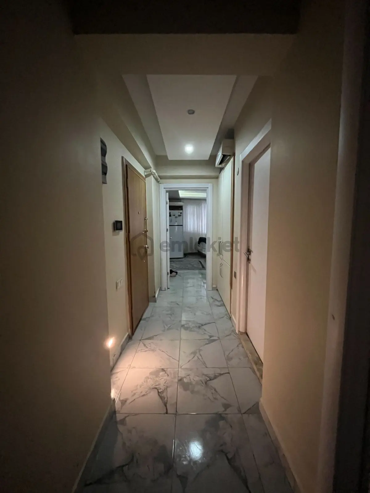 Naldöken Ana Cadde Üzeri E. Banyolu Doğalgazlı 3+1 Satılık Daire - 18