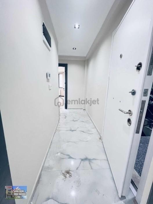 Kucukkoy Cengiz Topel Cadde Üzerinde Sıfır Daireler - 18