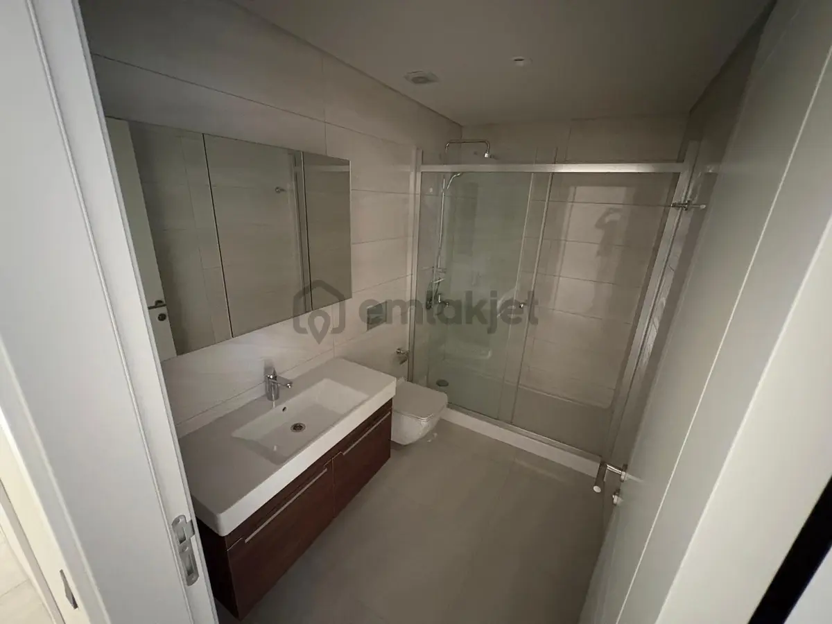| Sinpaş Marina | 4+1 | Yüksek Kat | Kiralık Daire | - 9