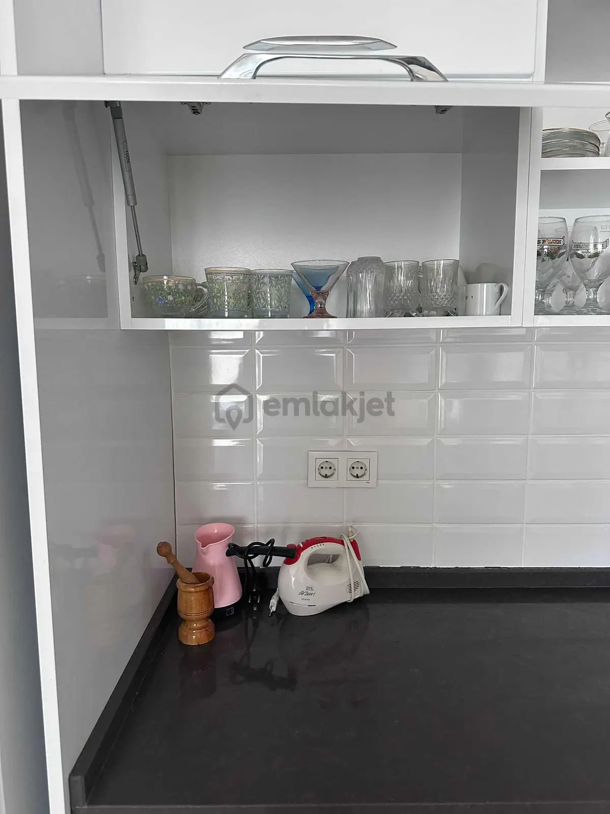 Havuzlu Ve Doğalgazlı Eşyalı Kiralık Daire 2+1 - 14