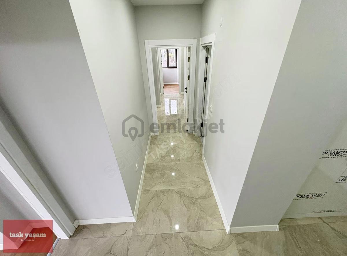 Boydan Yapı Deniz Manzaralı Lüx 3.5+1 Satılık Geniş Daire - 10
