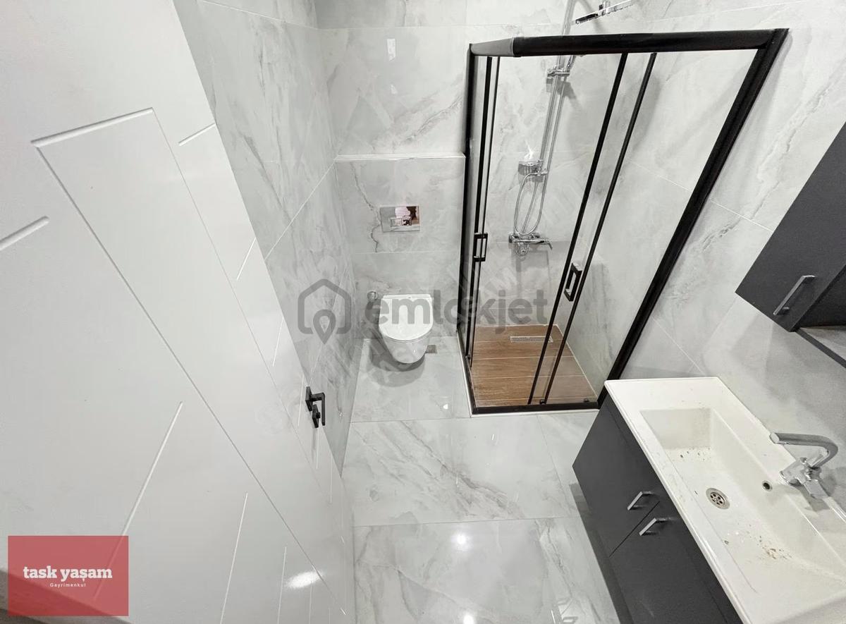Boydan Yapı Deniz Manzaralı Lüx 3.5+1 Satılık Geniş Daire - 22
