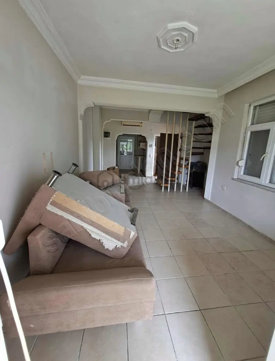 Kızılağaç Mahallesi'nde 3 + 1 Triplex Satılıktır - 9
