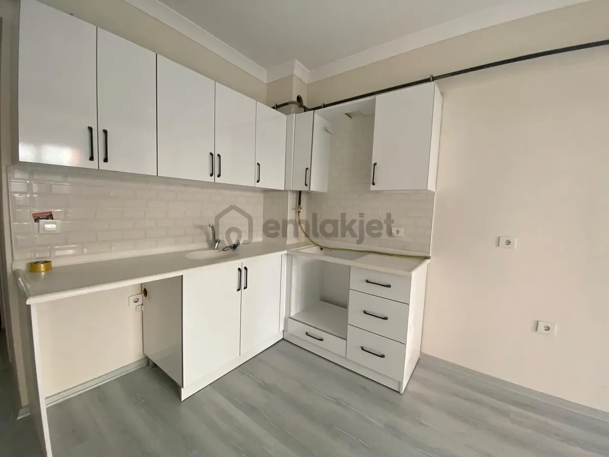 Akın Emlak'tan Bahçelievler De Satılık 1+1 Daire - 9