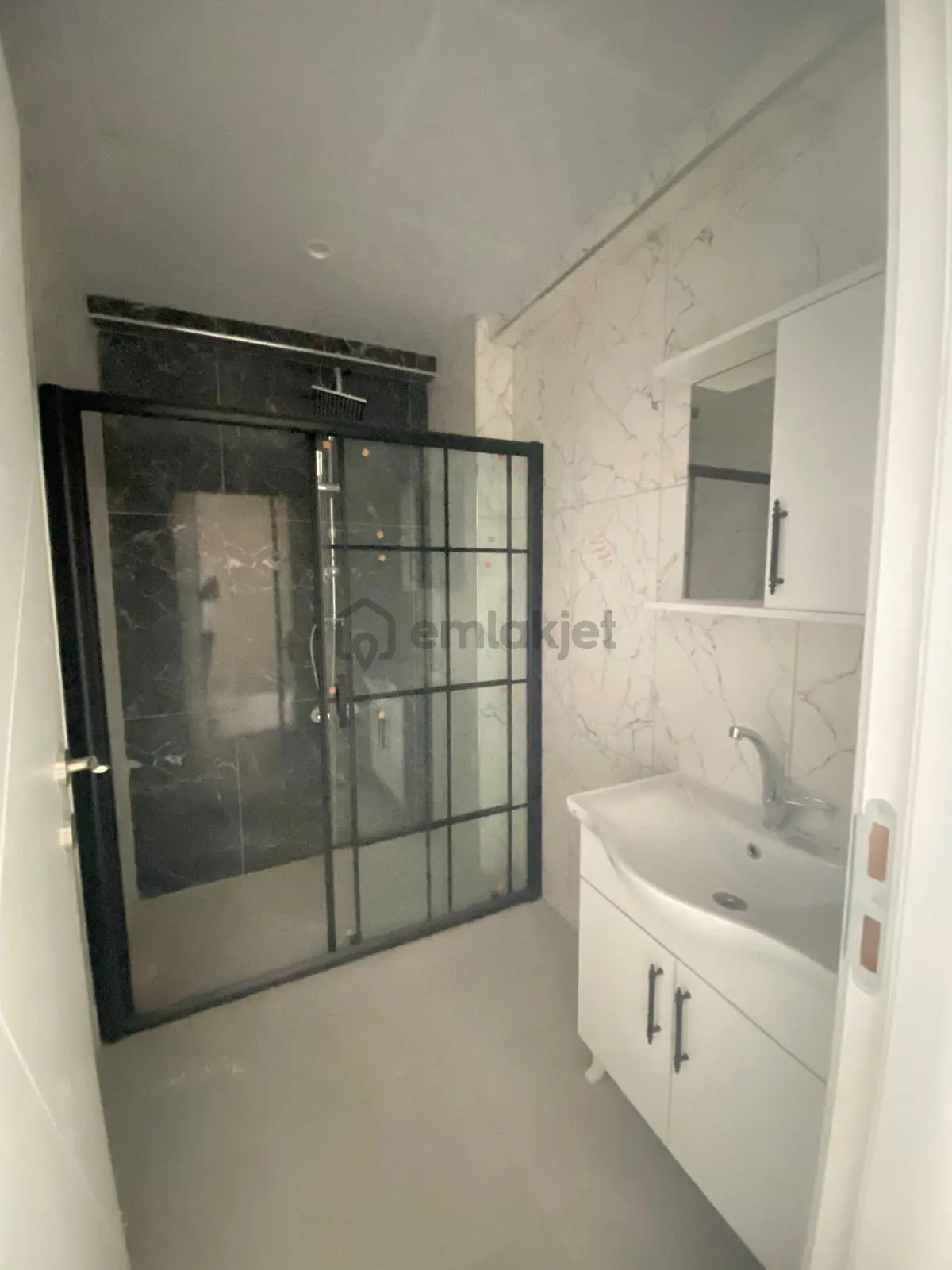 Akın Emlak'tan Bahçelievler De Satılık 1+1 Daire - 7