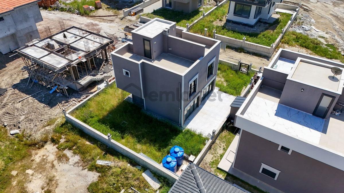Dikili Çandarlı Mahallesinde Satılık Yazlık - 17