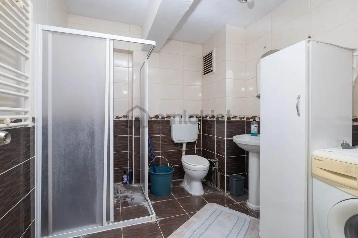 Remax Advantage'den Görükle De Yüksek Kredili Satılık 1+1 - 5