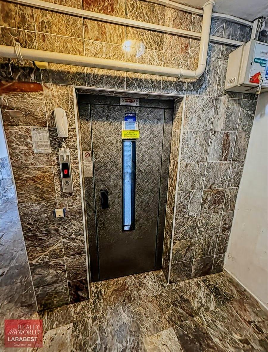 Yeşilbahcede 3+1 160m2 Satılık Daire - 12