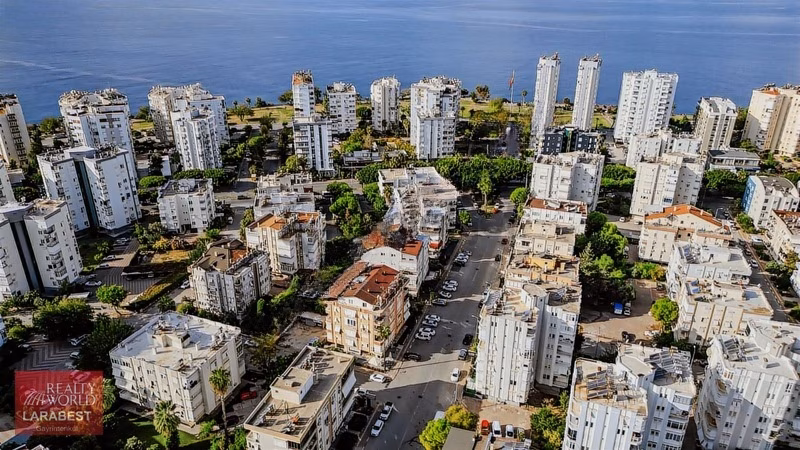 Yeşilbahcede 3+1 160m2 Satılık Daire - 20