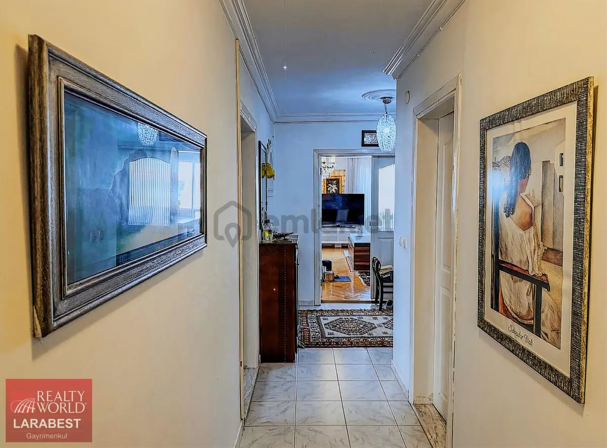 Yeşilbahcede 3+1 160m2 Satılık Daire - 9