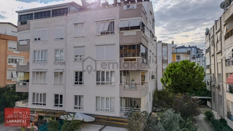 Yeşilbahcede 3+1 160m2 Satılık Daire - 21