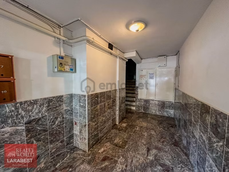Yeşilbahcede 3+1 160m2 Satılık Daire - 17