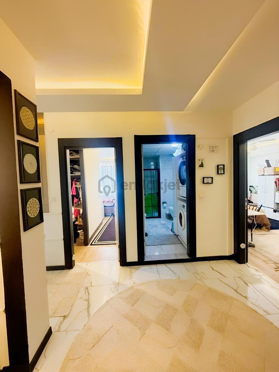 Prestij Sitesinde Satılık 3+1 Arakat Daire - 17