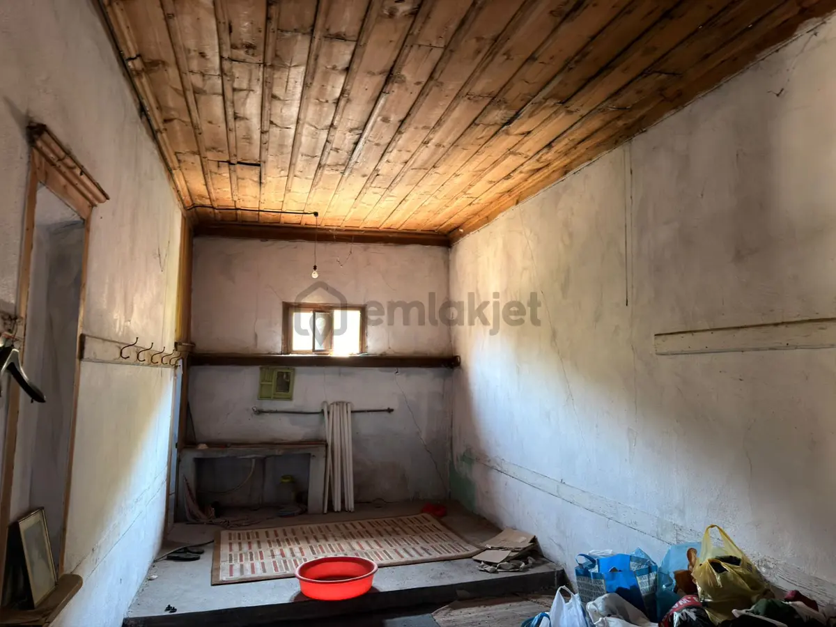 Wisrem Safranboludan Eskiçarşıda 3 Katlı Bahçeli Konak Ve Arsası - 35