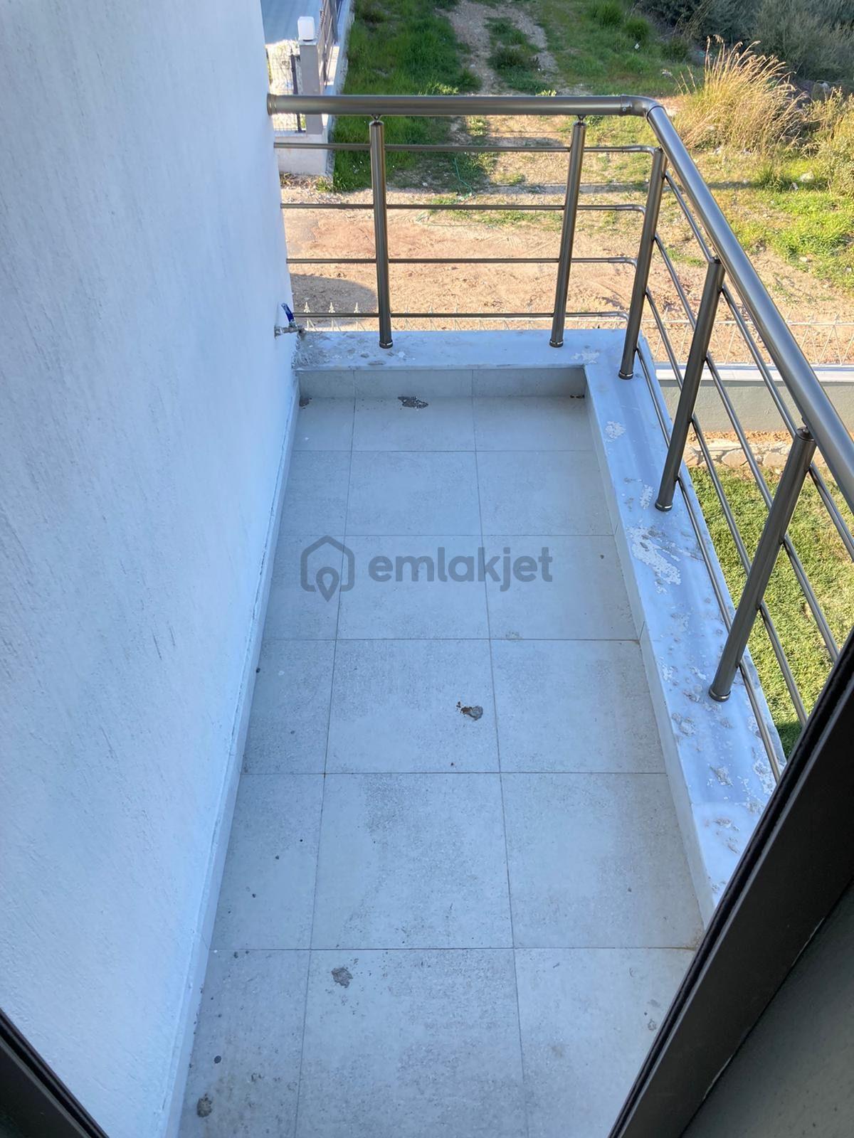 Seferihisar Doğanbeyde Satılık 2+1 Deniz Manzaralı Bahçeli Villa - 29