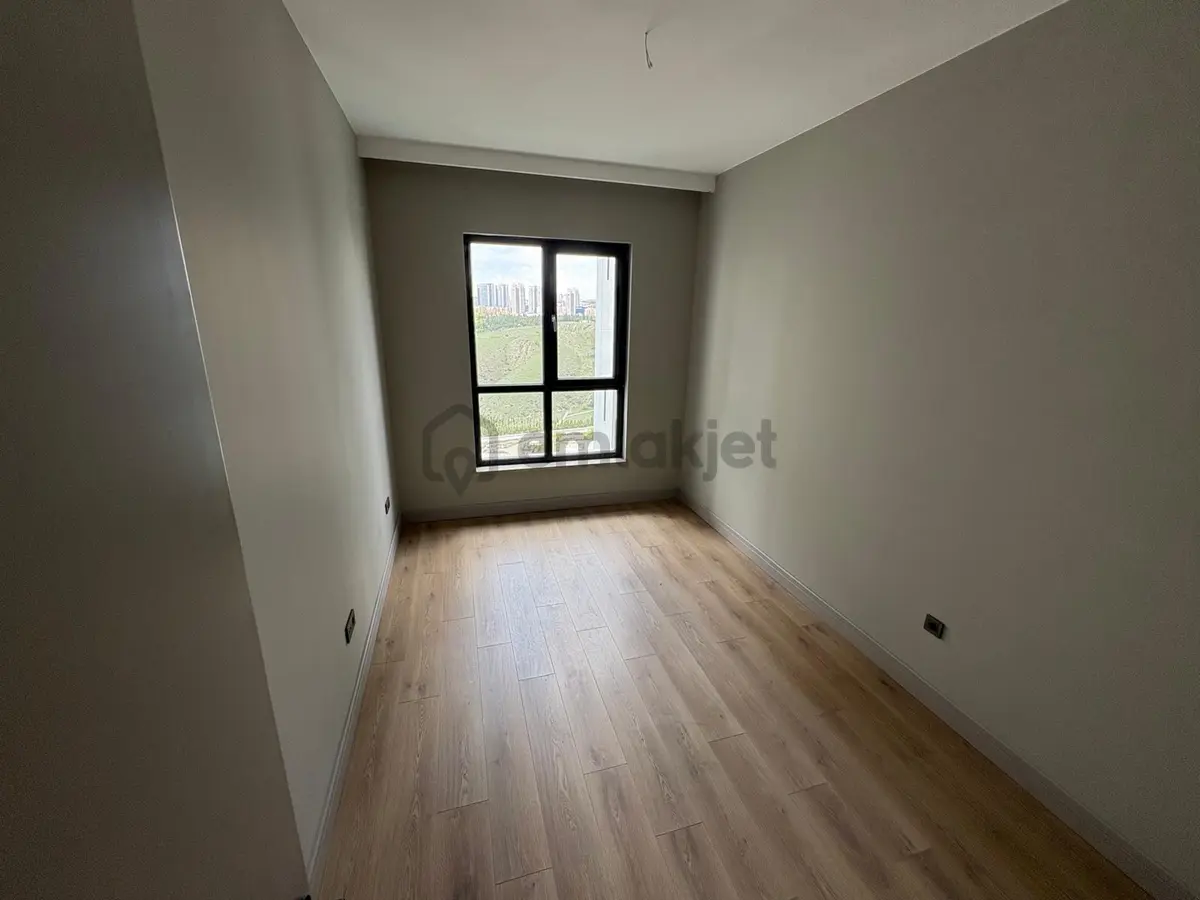 | Sinpaş Boulevard | 4+1 | Kiralık | Sıfır Daire | - 18