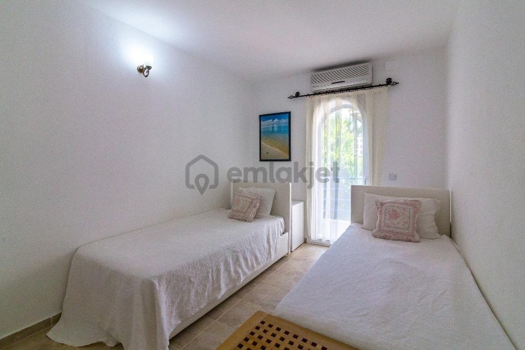 Kalkan Körderede Geniş Bahçeli, Deniz Manzaralı Müstakil Villa - 18