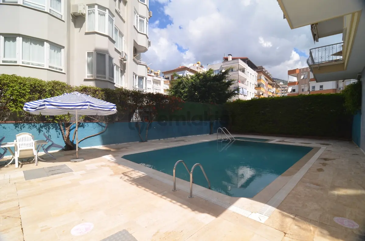 Alanya Kadıpaşa Mahallesinde Satılık 1+1 Daire