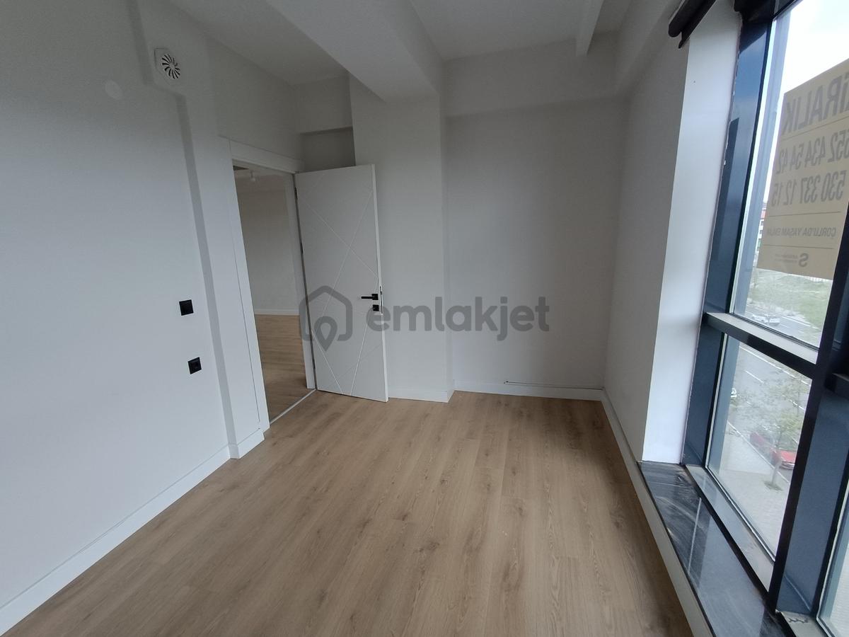 Uysal Boulevard Da Cadde Cephe Kiralık 1+1 Daire - 6