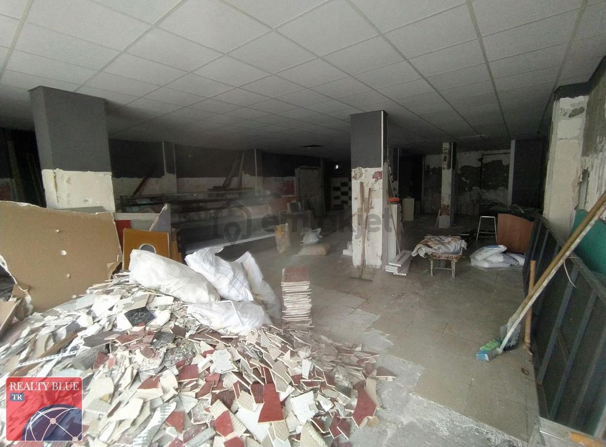 Pendik Alt Kaynarca'da Cadde Üzerinde Kiralık Dükkan - 14