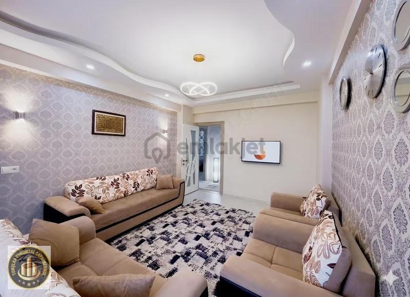 Bağcılarda Satılık 3.5+1 Lüks Daire - 12