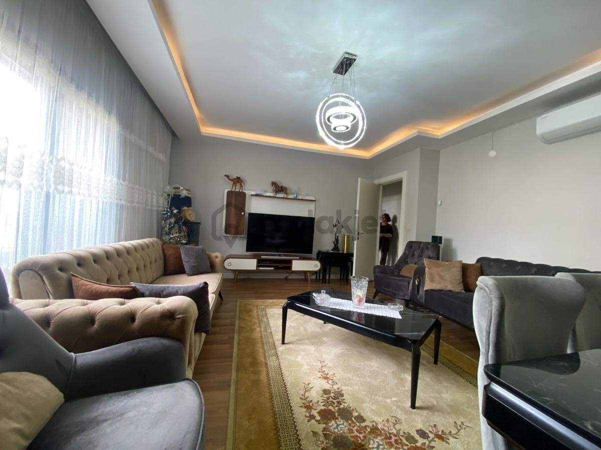 Akalın'dan 3+1 Doğalgazlı-otoparklı-asansörlü Manolya Park Yanı - 4